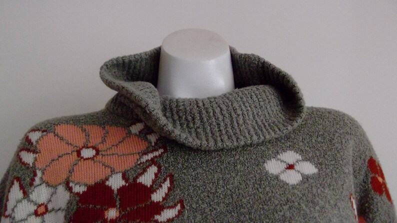 Vintage Oatmeal Knit Chunky Slouchy Sweater Fall sweater Thick Sweater Turtle Neck sweater Masri Bros CarnivalofFashion