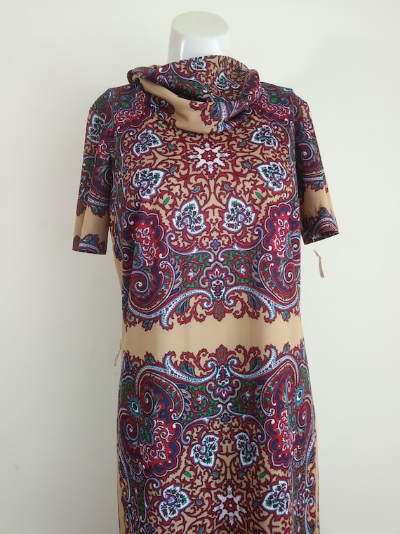 Vintage 70s dress / vintage 70s paisley dress / 70