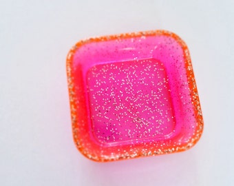 Sparkly Pink Resin Jewelry Dish: Handmade Glitter Trinket Tray