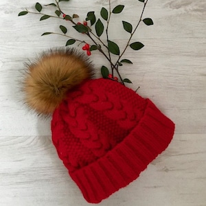 Ladies Fyne Shores Aran Worsted Braided Cable Hat Knitting Pattern