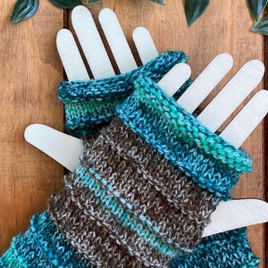 Ladies Fyne Fingerless Gloves Knitting Pattern Digital Download