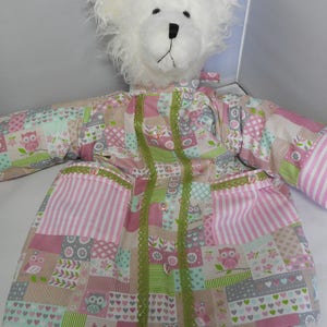 Range pyjamas , peluche . image 3