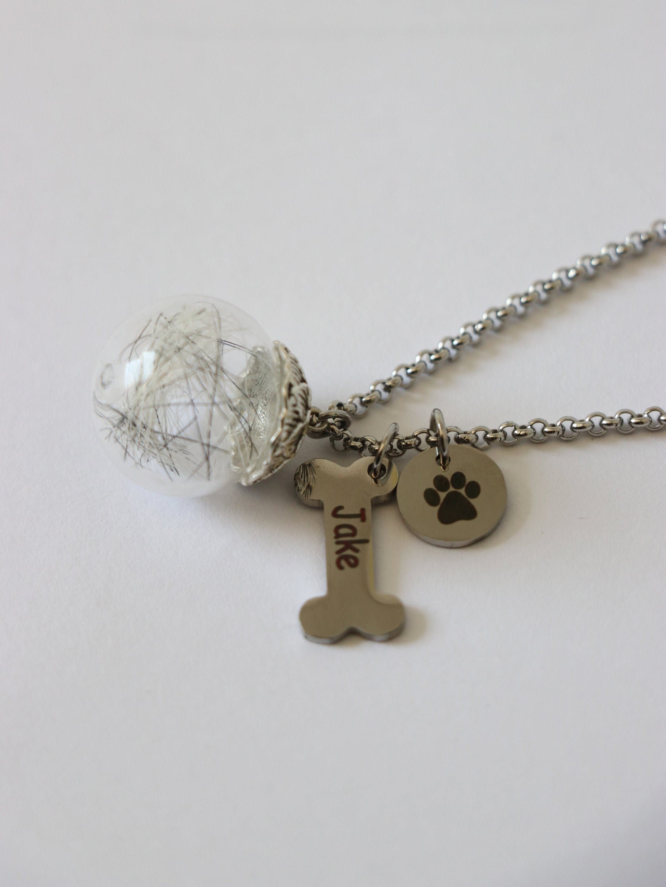 Dog hair memorial necklace with engraved name and paw charm Etsy España