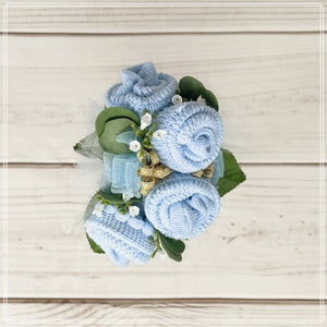 Baby Socks Corsage Wristlet-Greenery Baby Shower Corsage and boutonniere-Great Grandma Gift-New Grandma Gift-Daddy-Big Sister Gift.