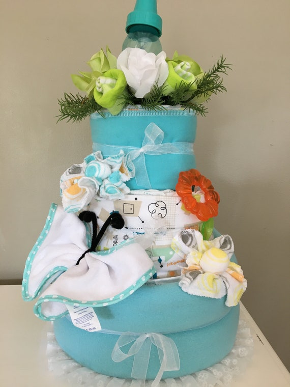 baby shower diaper cake