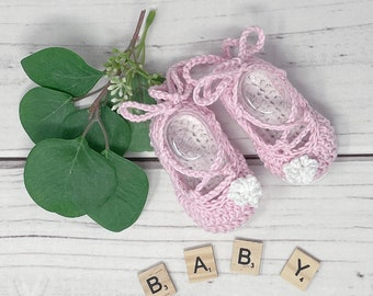 Ballet Slippers-Crochet Baby Booties Baby Shower Gift-First Time Mom Gift-Pregnancy Announcement Photos-Baby Accessories Crochet Baby Shoes.