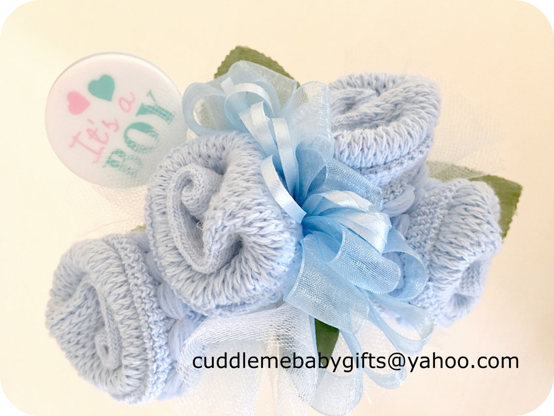 Baby Sock Corsage-Baby Shower Corsage-oma te worden-Waren | Etsy White And Baby Blue Corsage