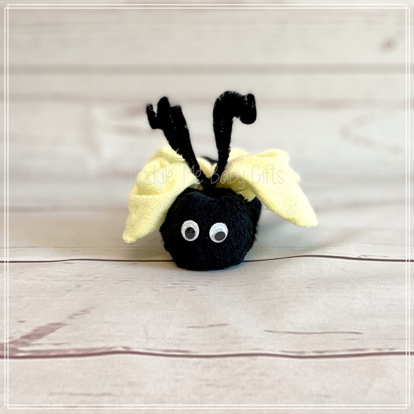 Bumble Bee Washcloth Animal Cake Topper-Baby Shower Favors-Honey Bee-Bee Baby Shower Decorations-Game Prizes-Diaper Cake-Party Favors.