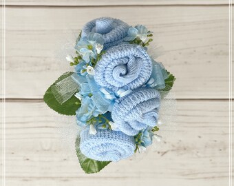 Baby Socks Corsage-Baby Shower Corsage Wristlet-New Grandma Gift-Great Grandma Gift-Expecting Mom Gift-Pregnant Sister Gift-Big Sister Gift.