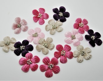Set of 15 flowers velvet in the Center stone bead - 7K ref