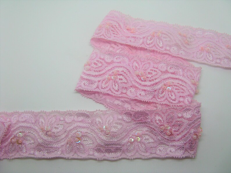 Elastic pink lace with beads and glitter