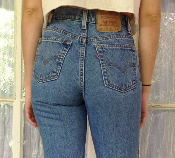 LEVI'S HIGH WAIST Vintage Jeans Denim Medium Blue… - image 4