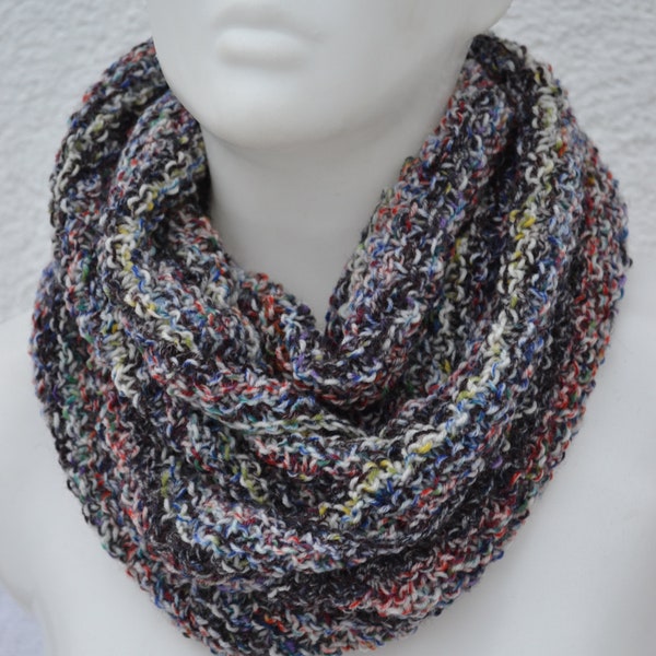 Loop scarf scarf Loopschal colorful mottled by hand knitted