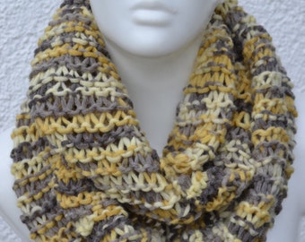 Loop Tube Scarf Loopschal Neckwarmer yellow gray heather knitted handknitted