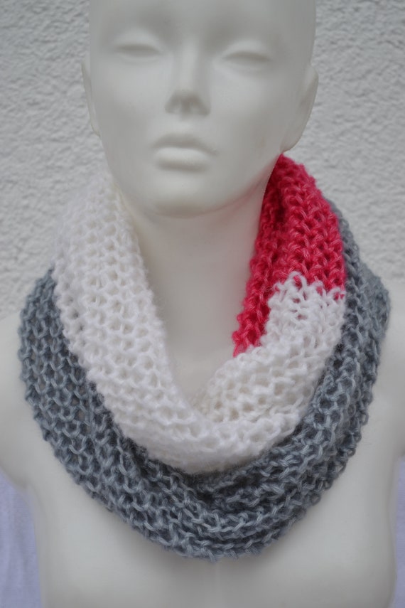 Looschal Loop Schal Strick gestrickt Schlauchschal Wickelschal weiß rot schwarz