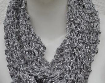 Loop Schlauchschal Schal Loopschal Halswärmer Schmuckschal Schmuckloop grau silber gestrickt handgestrickt