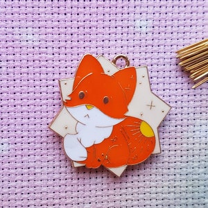 Fox Needle Minder, Moon Needle Minder, Witch Needle Minder, Witchy Needle Minder, Enamel, Cute, Cross Stitch, Embroidery, Kreuzstich