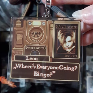 Resident Evil 4 Keychain, Leon Kennedy Keychain, Pixel Art Keychain, Funny Keychain, Acrylic Keychain, Gift for Gamers, Gaming Keychain