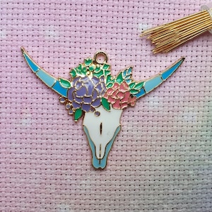 Cow Needle Minder, Enamel Minder, Kawaii Needle Minder, Floral Needle Minder, Animal Needle Minder, Cross Stitch, Gift for Crafters, Cute,