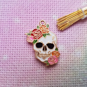 Witch Needle Minder, Witchy Needle Minder, Goth Needle Minder, Floral Needle Minder, Horror Needle MinderCute, Cross Stitch, Kreuzstich