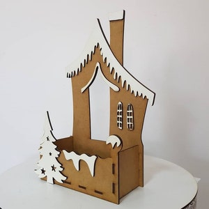 冬のバスケットハウスの形と雪のクリスマスデコレーション デジタルファイル 3 mm レーザーおよび CNC 用 | dxf ai cdr svg | レーザーカットファイル
