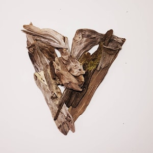 Driftwood Heart, Love, Wood Heart, Driftwood Art, Driftwood Sculpture, Wall Art, Reclaimed Driftwood, Driftwood wall art
