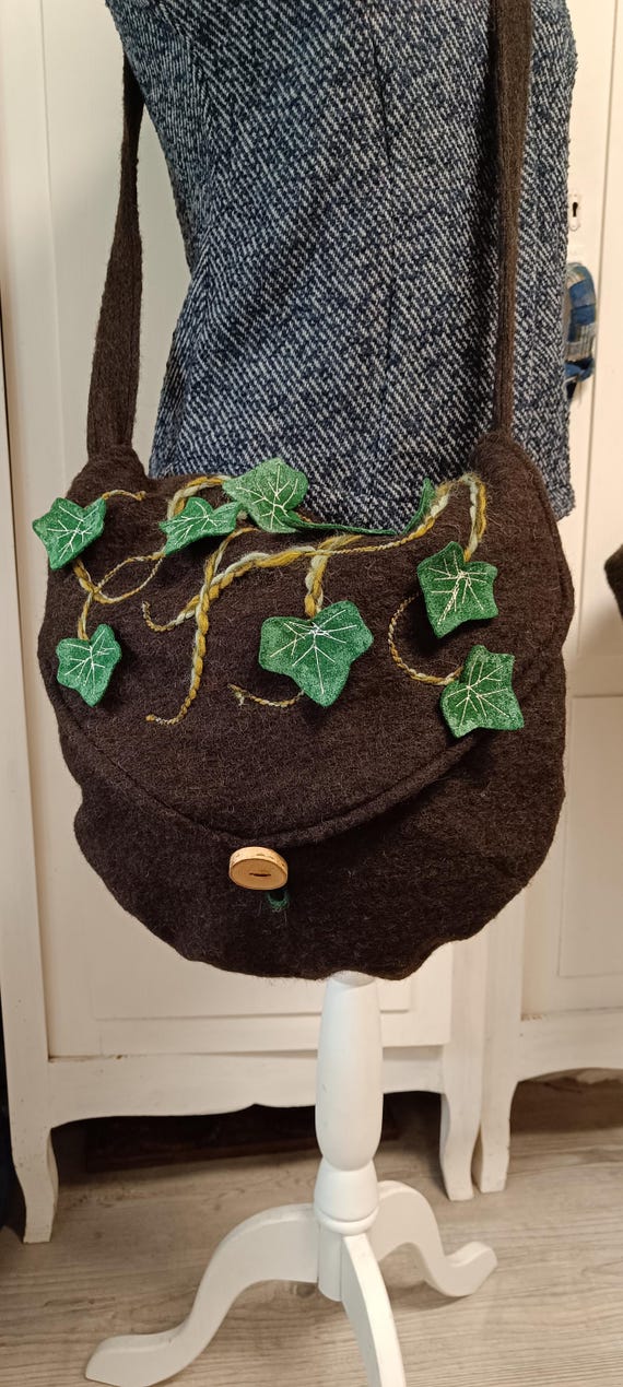 Pure wool ivy leaves felt brown green messenger bag pocket wood buttons