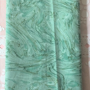 One of a Kind Green Watercolor Swirl Pattern Cotton Fabric Tablecloth
