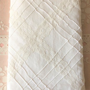 One of a Kind White Cotton Fabric & Lace Tablecloth