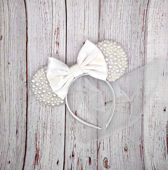 White Bridal Bow Ears Bridal Minnie Ears, Bride Minnie Ears,white Disney Bride  main image 3
