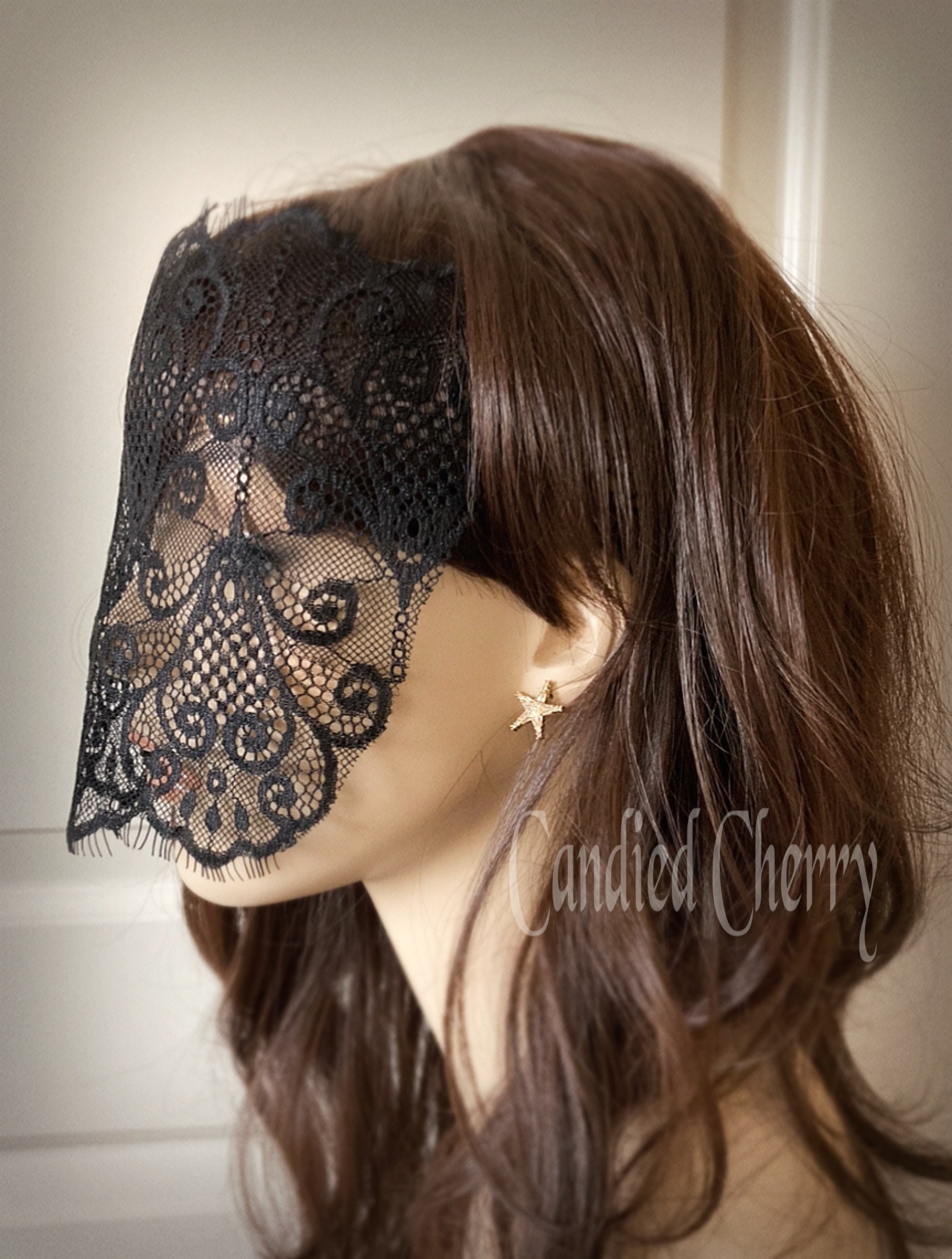 Rayna Alencon Lace Blindfold Venetian Eye Mask in Ivory or Black -  ShopperBoard