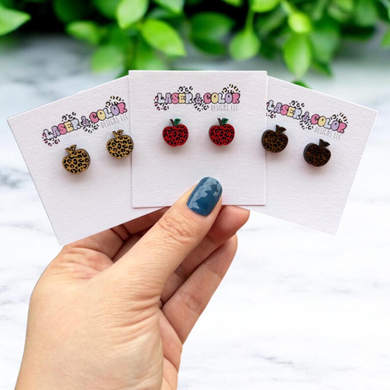 Leopard Apple Earrings, Teacher Earrings, Apple Earrings, School Earrings, Gift for Teacher, Teacher Appreciation Gift, Teacher Gift bild 1