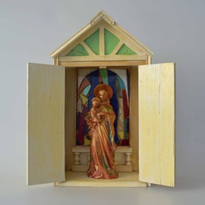 Shrine Altar Madonna and Child Nicho Altar Traveling Shrine