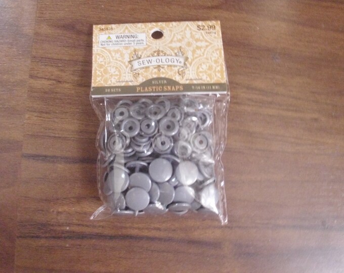 Plastic Snaps / Size 16 /sewology / 5 Packages of 36 Sets / Silver