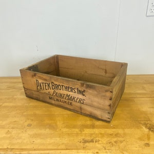 Vintage Patek Brothers Mikwaukee paint crate