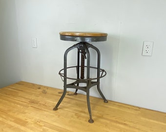 Metal /Wood 22" Nice Adj 17" Vtg TOLEDO Industrial Drafting Stool On Wheels 