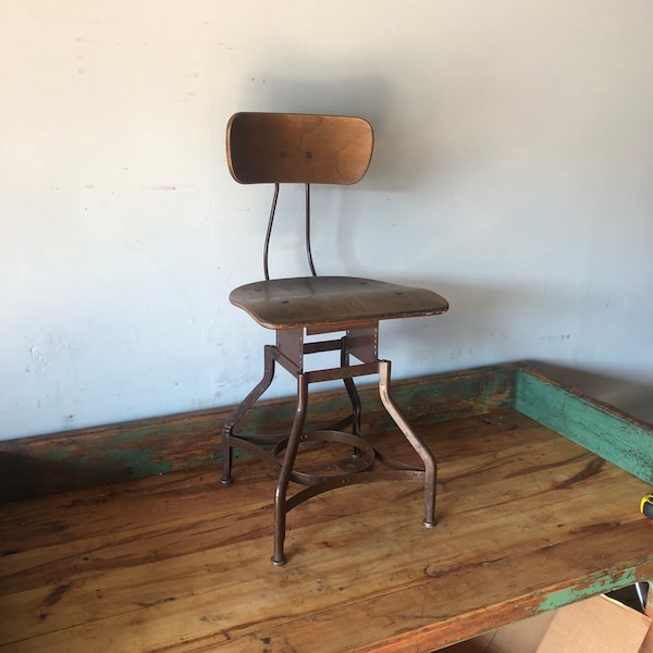 Vintage UHL toledo furniture adjustable height stool great condition 16-19" high
