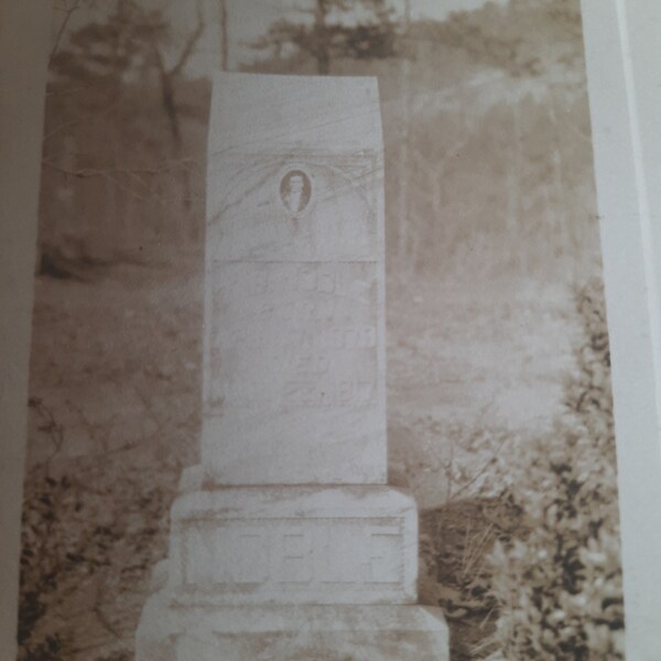 Vintage Photograph - Headstone with Photo - Undated