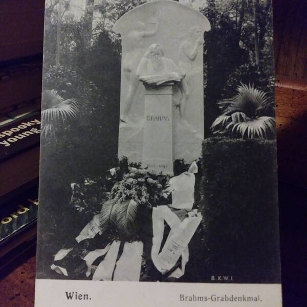 Vintage Postcard,  Johannes Brahms's Grave