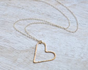 Collana con cuore galleggiante in oro, collana con cuore delicato