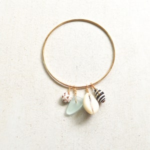 Ocean Charm Bangle in Gold, Multi Shell Bangle