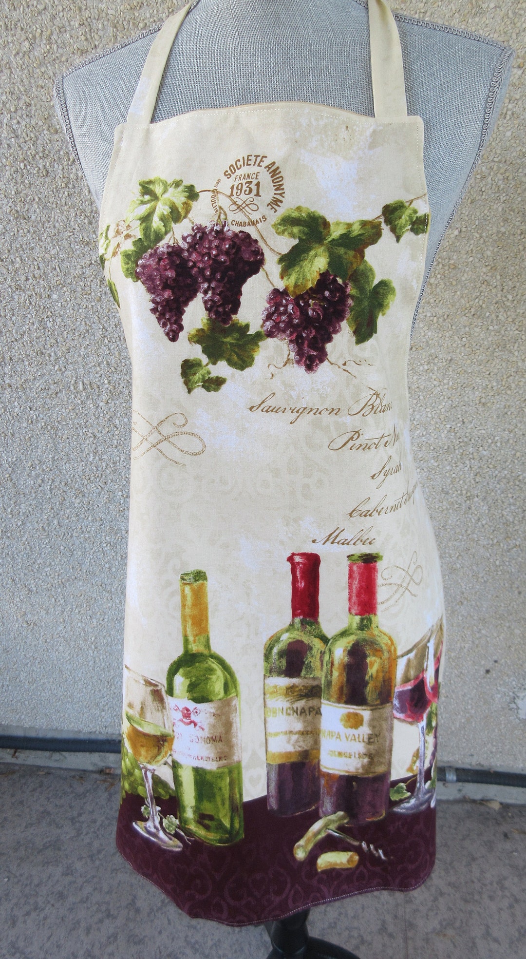 Oenophilia Gift, Wine Lover Gift, Wine Lover Apron, Entertaining With