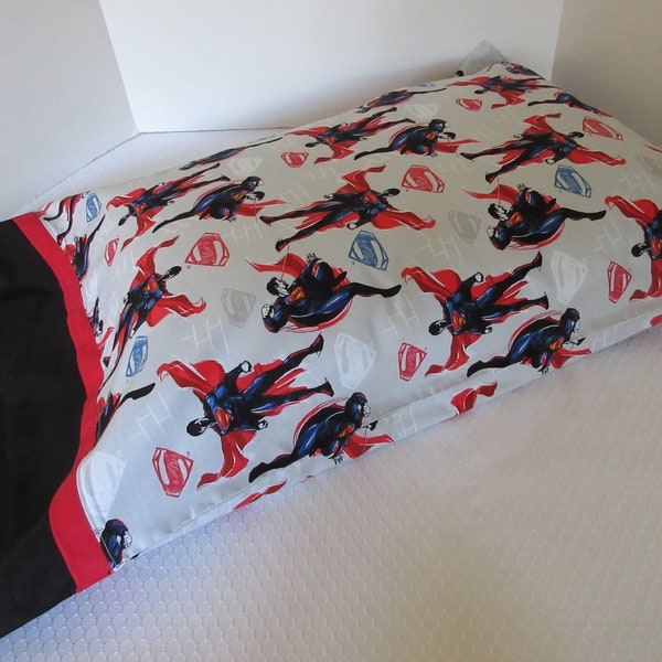 Superman Pillow case, Superman bedding, Super Heroes bedding, Gifts for Boys, Child's bedding, Child's Super Heroes, Superman Power