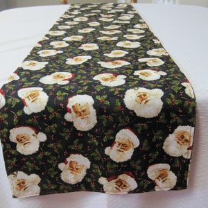 Table runner, Santa Claus, Santa Claus linens, Christmas decor, Christmas table runner, Holiday table runner, Santa table runner,