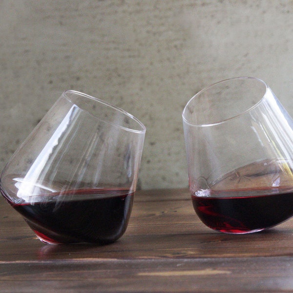 Aerating Swoon Spinning Revolving Wine Glasses Pair