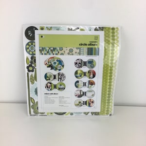 Basis grijze Marjolaine Nature Walk Circle mini-albumset 2010 scrapbook-journaalboekenset compleet