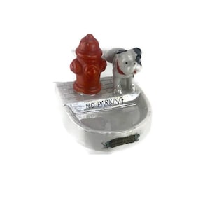Naughty Dog Ashtray Snuffer Figurine Peeing on Fire Hydrant Figural Vintage Japan Souvenir of Memphis TENN Small Porcelain