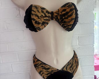 Vintage 90s bikini two piece swim suit bare nothings size 5/6 made in USA