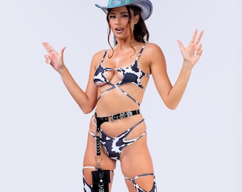 Halloween Cowgirl Costume Set, Sexy Cow Print Festival Outfit Women with Straps and Buckles, Exotic Ravewear, Witchy Gothic Dark Fantasy