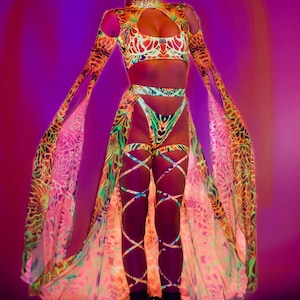 UV Festival Maxi Sleeve Set, Rave Outfit for Woman, Rave Maxi Sleeve Set, UV Festival Set, Sexy Set for Woman, UV Maxi Sleeve Wrap Set